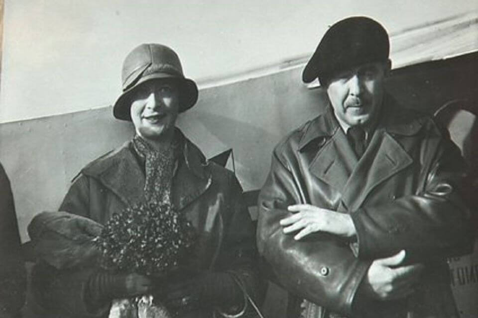 William B. Seabrook y su esposa