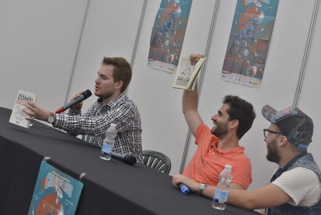 Presentación del libro Cómo sobrevivir al apocalipsis zombi con tu madre con Vito Vázquez
